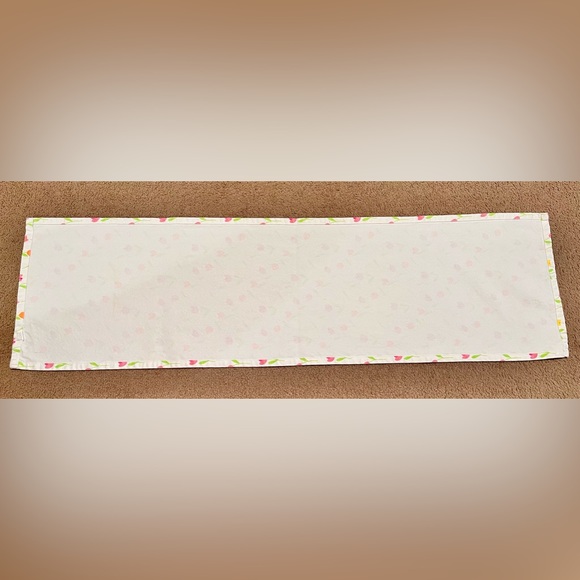 Target Easter Spring Tulip Table Runner - Picture 3 of 6